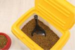 Pet food plastic pails with lid, dog /cat food plastic bucket/barrels, square