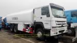 Sinotruk 6x4 Liquid Tanker Truck Fuel Oil Tanker Lorry Carbon Steel Material