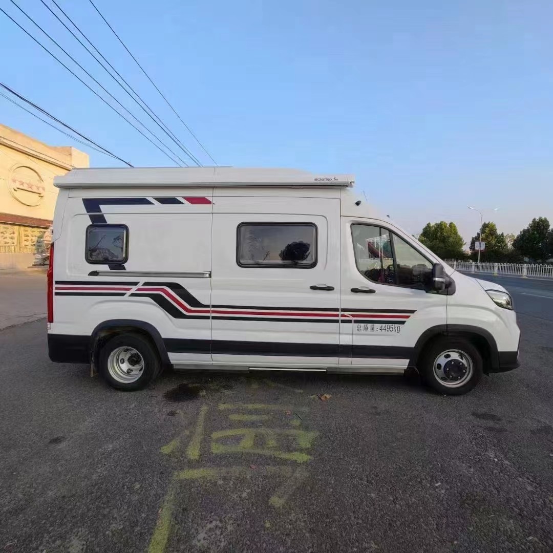 3360 Mm Wheelbase RV Camper Motorhome with Euro VI Emission Standard