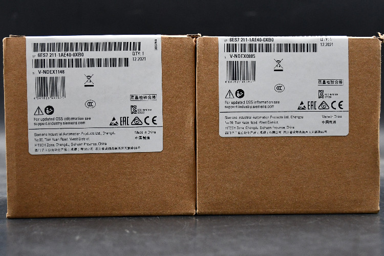 Siemens S7-1200 PLC CPU - 6 (Digital Input, 2 switch as Analogue Input) Inputs, 4 (Digital Output, Transistor Output)