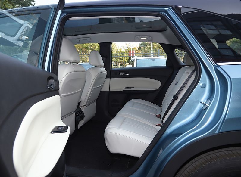 Venucia VX6 All Electric SUV With Self Developed Luban Battery A Range Of 520km Max Speed 165km/H