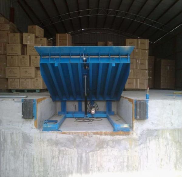Customizable Commercial Electric / Hydraulic Loading Dock Leveler With Safety