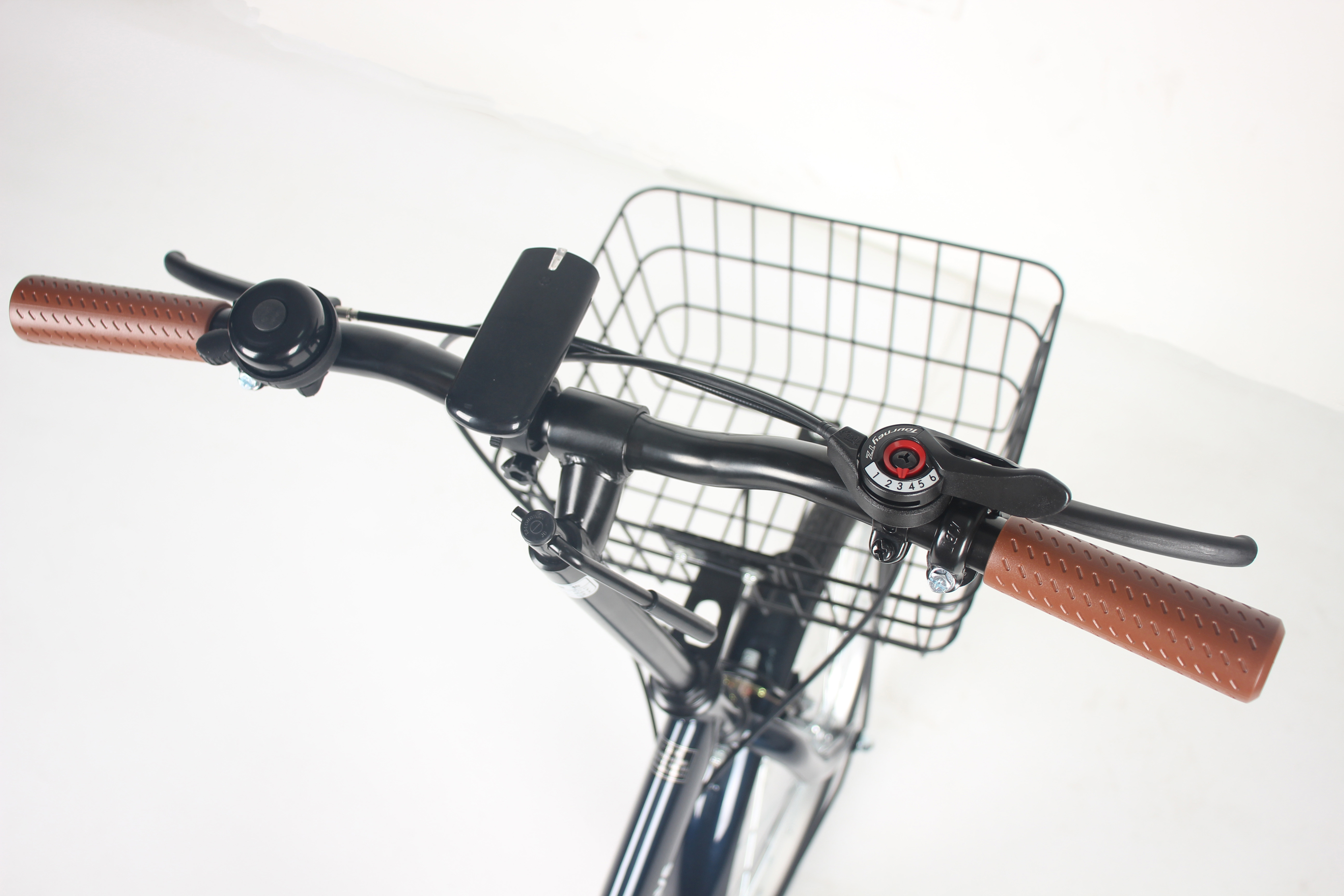 Foldable Road Bike With Comfortable Leather Saddle And 6 Speed Gears