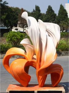 China Bespoke Large Floor Standing Flower Fiberglass Sculpture Marble Base For Hotel Lobby on sale