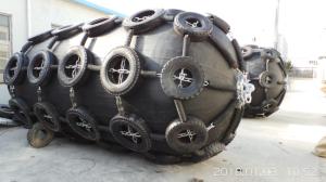 Wholesale OEM Available Inflatable Internal Pressure 50kpa Pneumatic Rubber Fenders from china suppliers