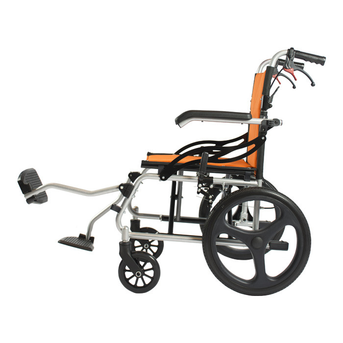 Aluminium Travel ISO 13485 12.5KG Lightweight Manual Wheelchair
