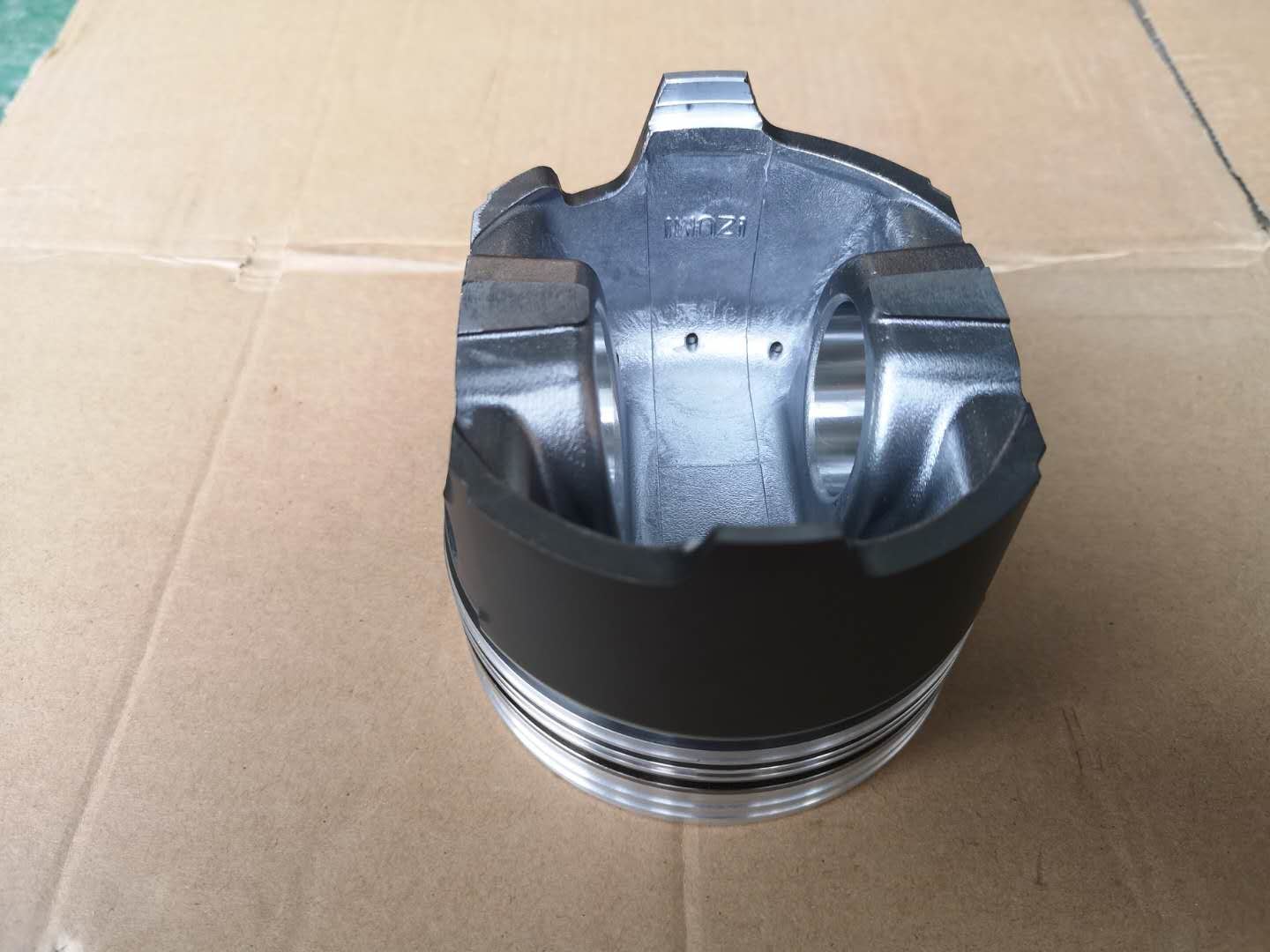 10PC1 Piston ISUZU Engine Parts 1121114950 Old Model Heavy Truck Thick Liner And Thick Piston Ring