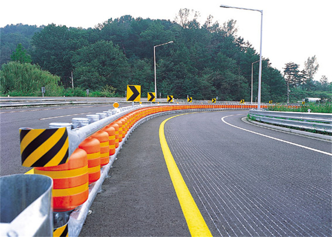 Modular Road Safety Protective Rolling Barriers Easy To Install 1