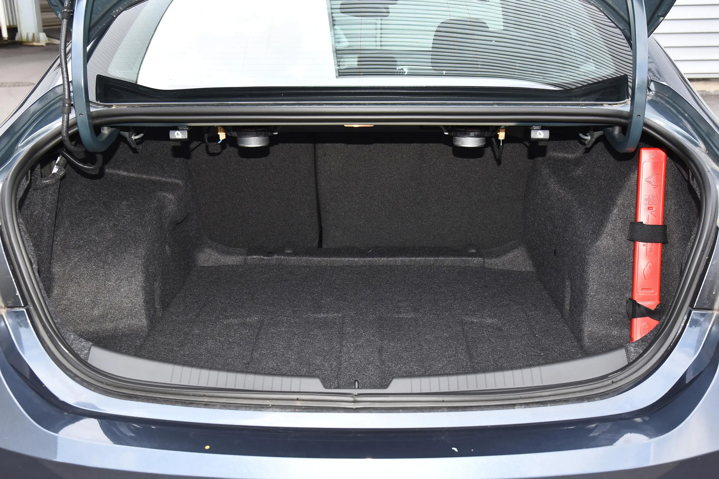 Wholesale Chevrolet Malibu Xl 2023 1.5T 2.0T 9AT 2wd Cheap Petrol Sedan Car Best Gasoline Car Chevrolet New Cars