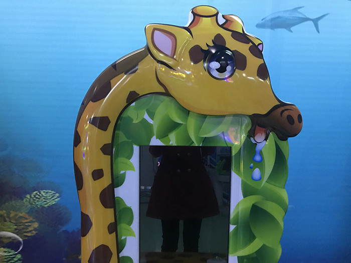 Giraffe Redemption Arcade Kids Coin Operated Game Machine For Amusement Park 220V 70W
