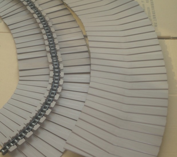 SS3873-K1200 SNAP ON PLASTIC PLATE TOP CHAINS WITH SIDE GUIDE BEARINGS SPIRAL CONVEYOR TOP CHAINS