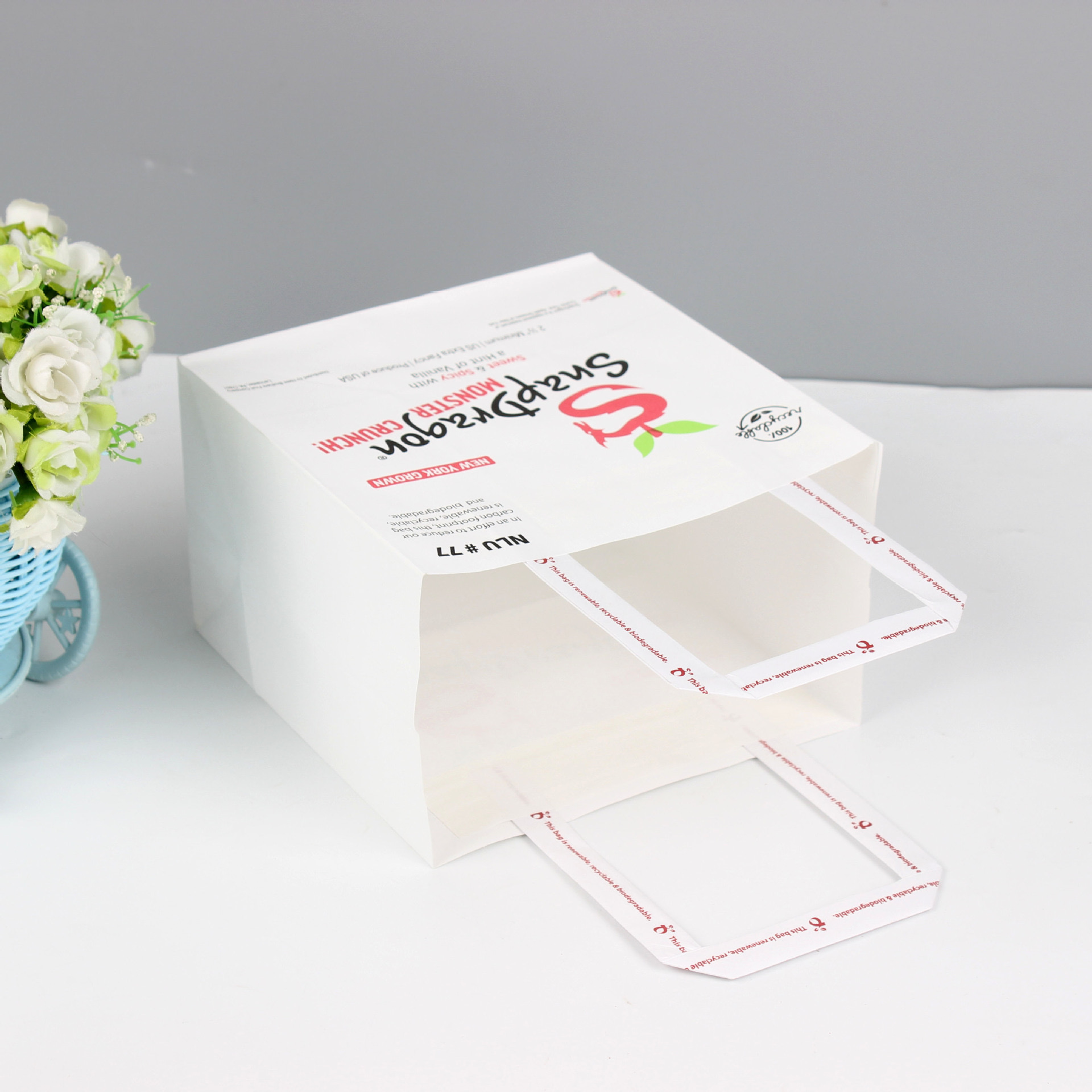 Takeaway Mini White Kraft Paper Bag With Logo for Custom Print Shopping Gift Packaging