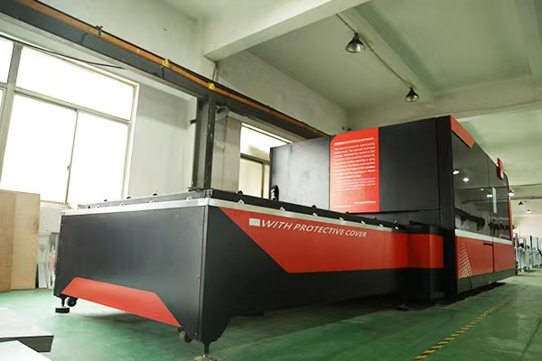 ICM-120P Wholesale Commercial Automatic 65kg Ice Making Machine High End Blue Light Ice Maker Factory Low Price for Hotel / Cafe