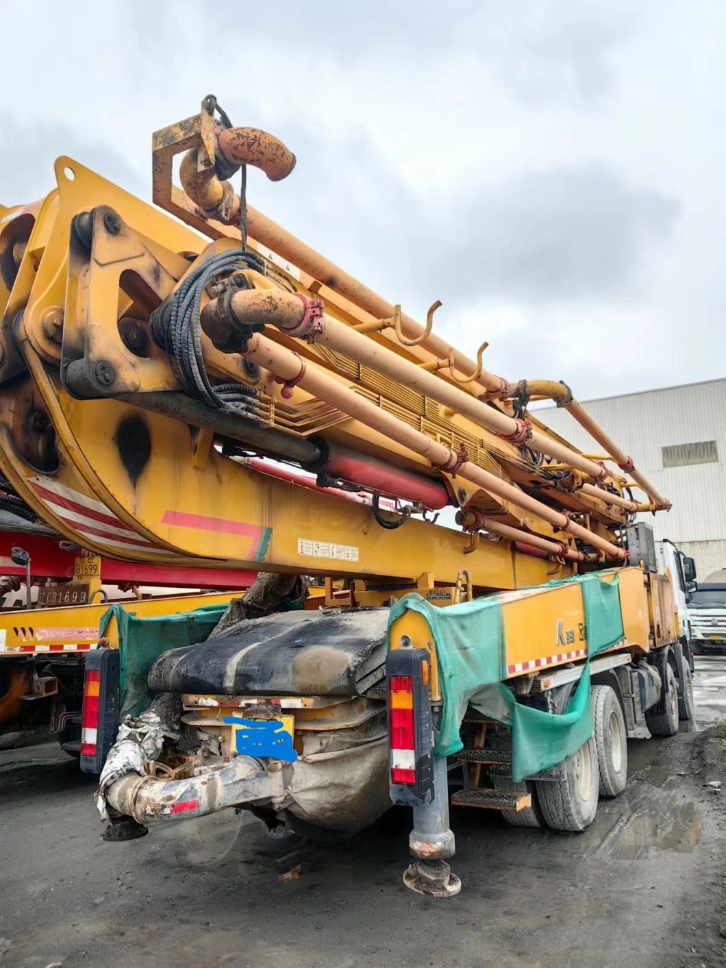 Xc Mg 56 M Used Concrete Pump Truck Mounted on a Mercedes Benz