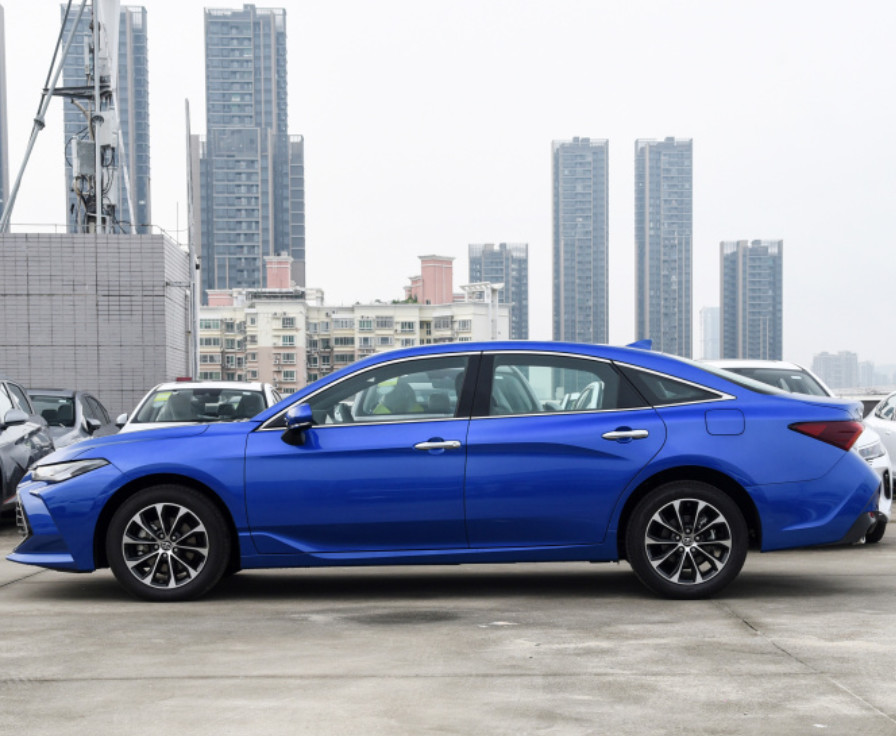 Toyota Avalon 2022 Dual Engine 2.5L Haohua Version Hybrid Used Car 5 Seats