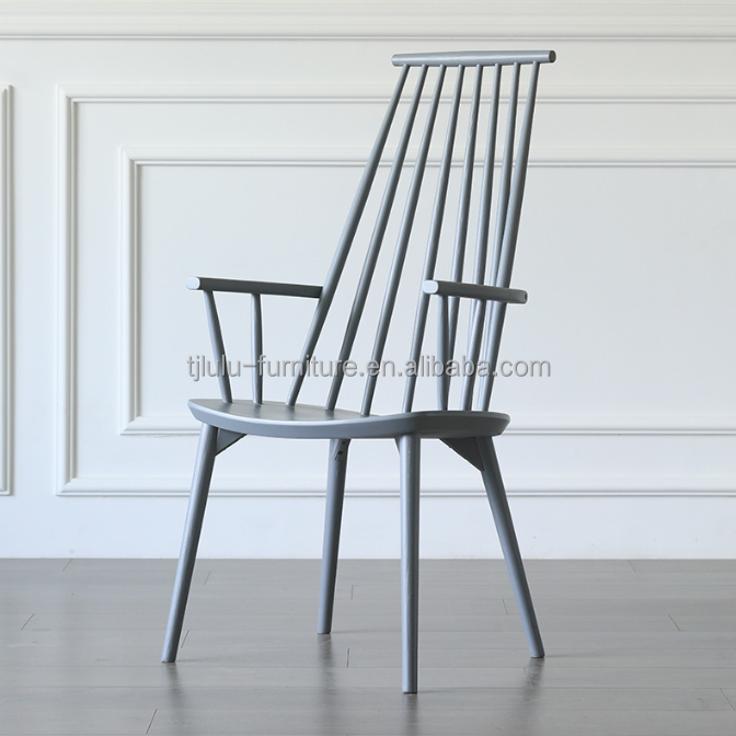 Solid Wood Modern Restaurant Chair for Natural Rattan Dining in Luxury Hotels and Restaurants