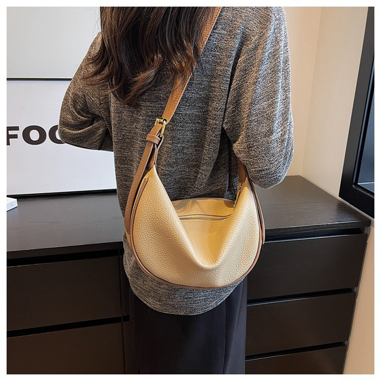 Polyester Lining Material 2023 Fashion Dumpling Bag Single Shoulder Bag for Women