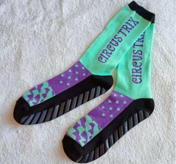 Knitting Unisex Non Slip Slipper Socks , Customized Logo Anti Slip Socks ,