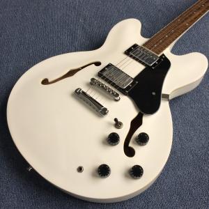 Wholesale Hollow body jazz electric guitar, Double F holes white electric guitar from china suppliers