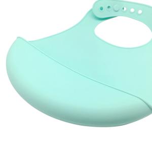 Wholesale High quality soft food grade silicone material waterproof silicone baby bib easily wipes clean from china suppliers