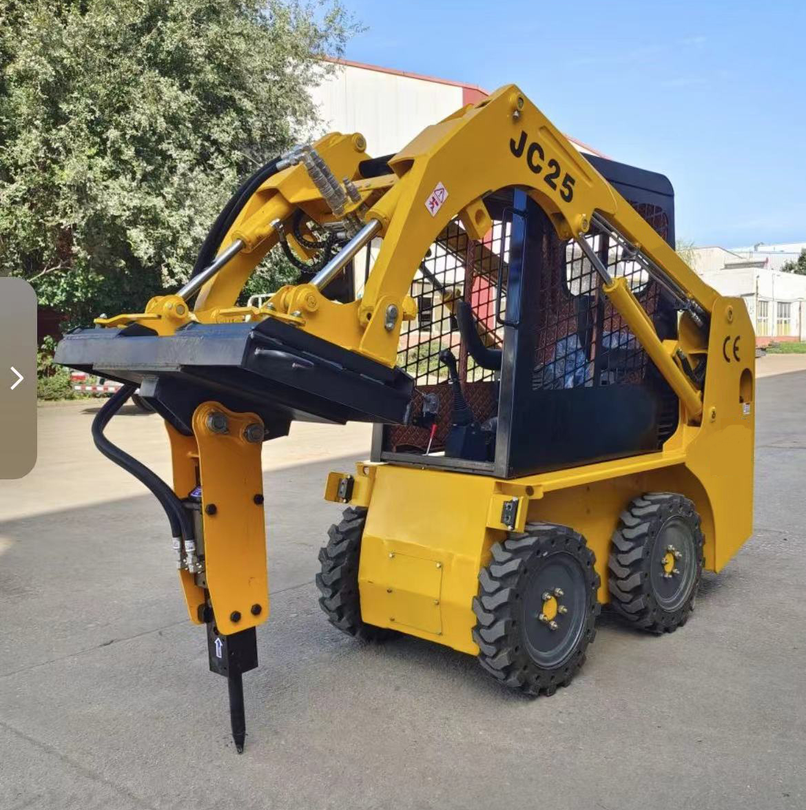 Moving Type Wheel Loader 25hp 300kg JC25 Skid Steer Loader with EPA Pekins Engine