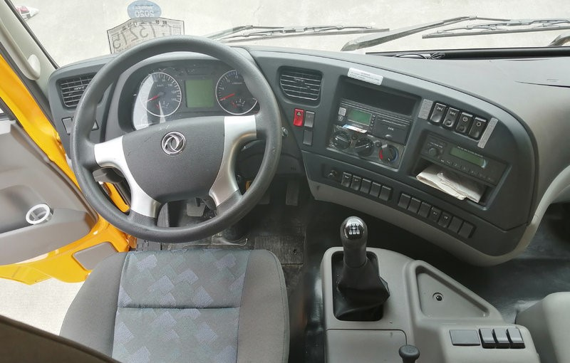 U Shaped Upper Cover And Elevated Cargo Box 12 Wheel Tipper Truck For Mining Dumping