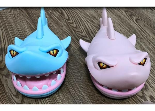 10.3 " Crazy Shark Biting Games Educational Children's Play Toys W / Sound Light