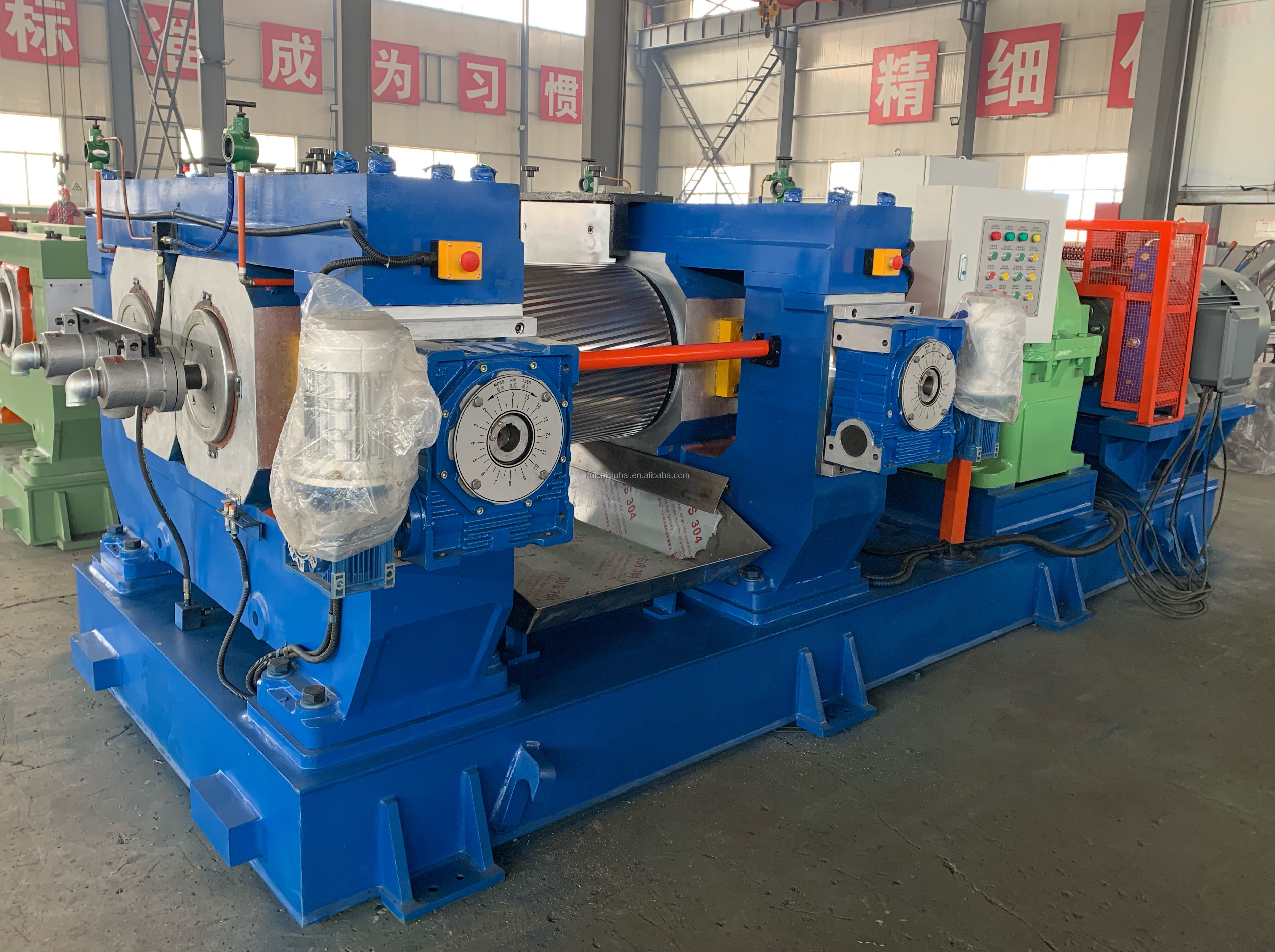 Durable Rubber Tire Crusher Machine for Waste Tires Recycling Plant Weight KG 11000 KG