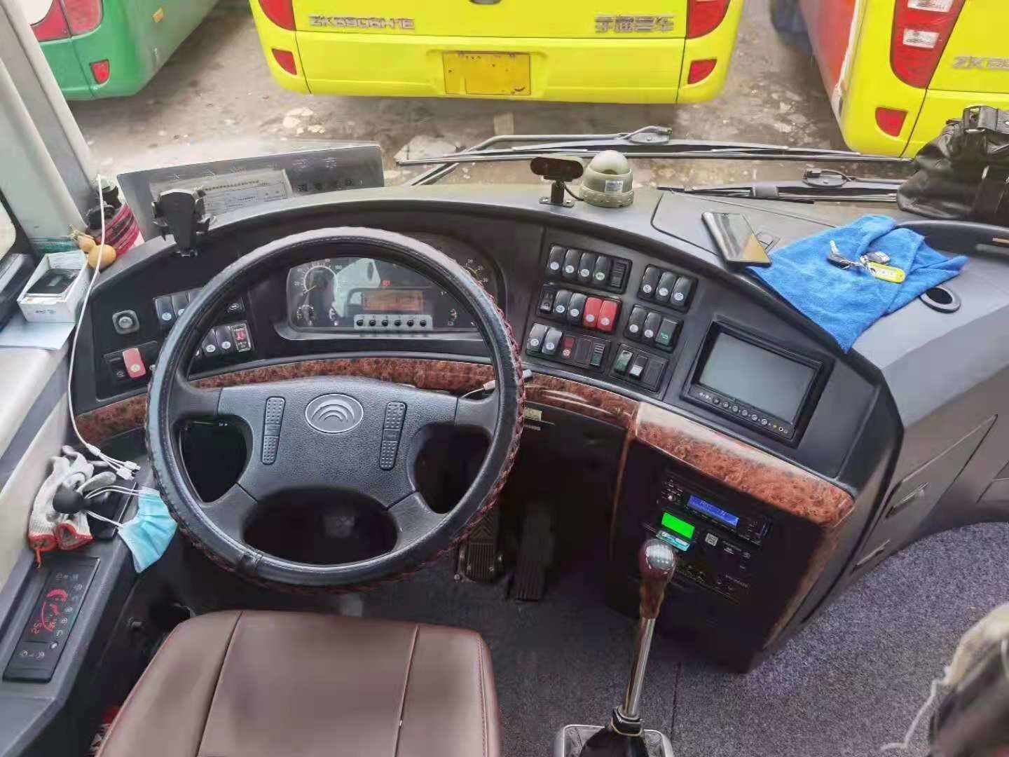 Used Yutong Bus ZK6122 49 Seats Steel Chassis Double Doors Used Passenger Bus Left Hand Drive WP.10 Rear Engine
