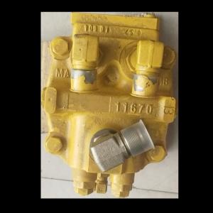 Wholesale Excavator Attachments Hydraulic Motor Pc50mr-2 Komatsu 20U-26-00040 Swing Motor from china suppliers