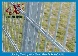Wholesale High Tensile Galvanized 868 Wire Mesh Fence For Garden Dark Green Color from china suppliers