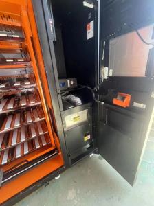 Wholesale Warm Food Vending Machine Lipgloss Machines Shenzhen Vintage Vending Machine from china suppliers