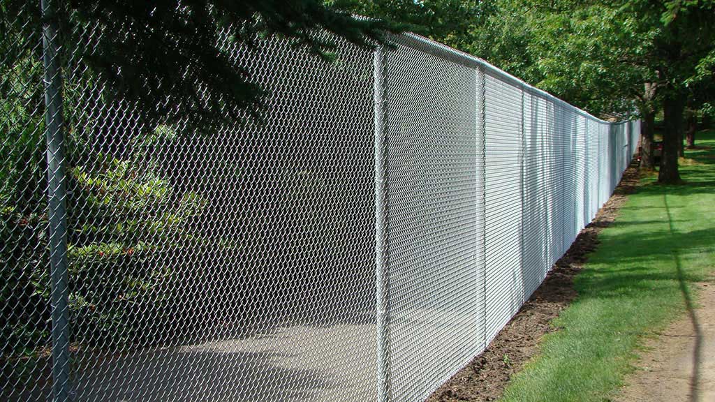chain link fence