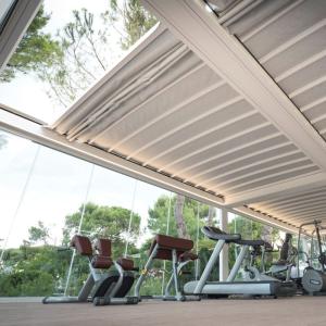 Wholesale Customized Retractable Outdoor Roof Automatic Pergola Roof For Swimming Pool from china suppliers