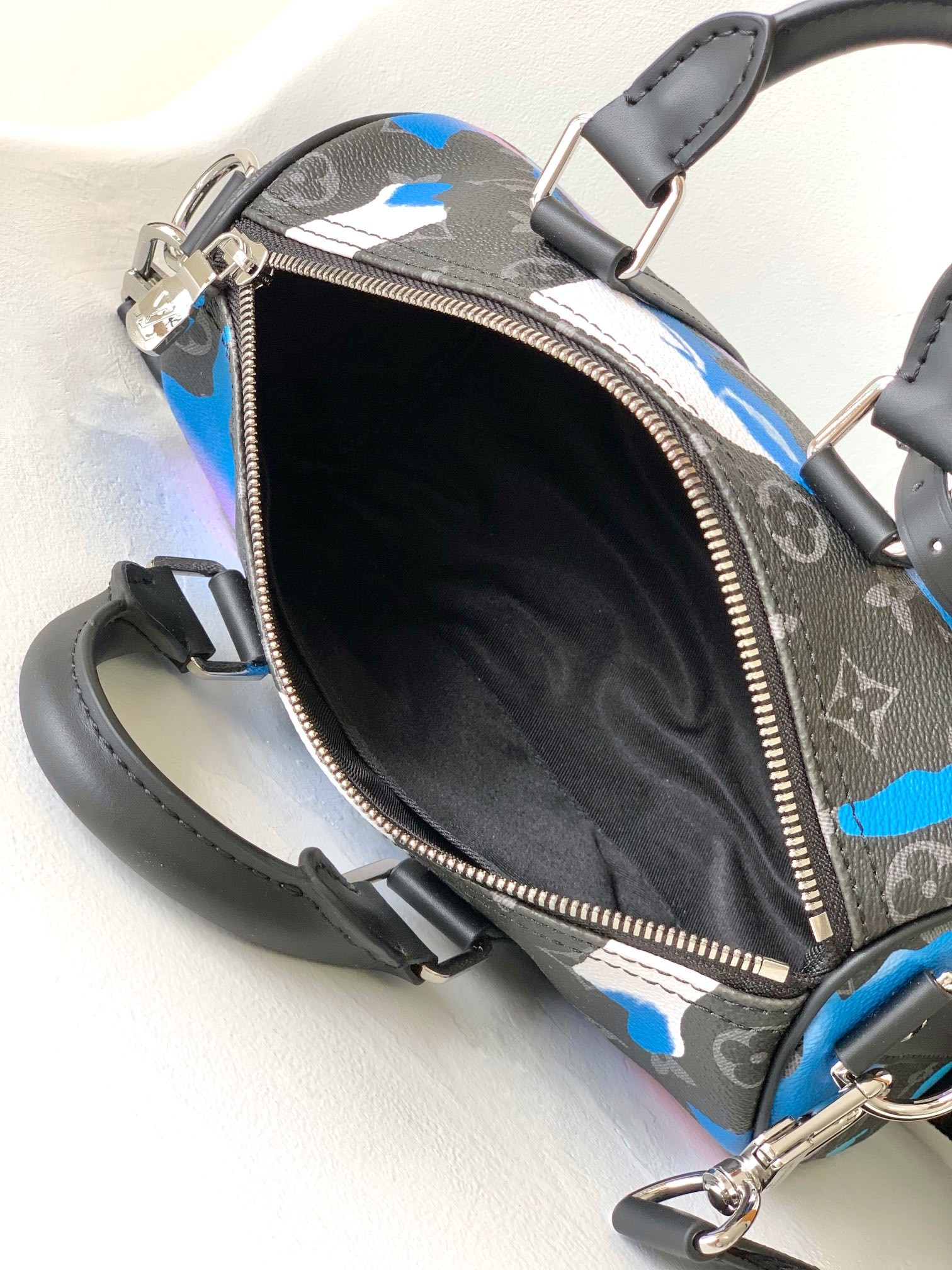 Sunrise Monogram Eclipse Branded Messenger Bag LV Keepall Bandoulière 25 Room With A View