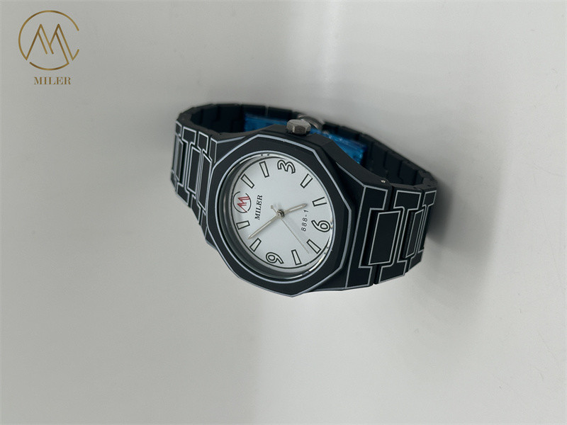 Modern Style Stainless Steel Strap Quartz Wrist Watch
