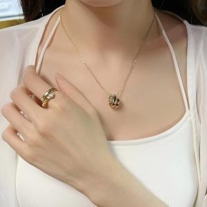 China Custom 18K Gold Necklace High Durable Real Diamond Personalized Available on sale