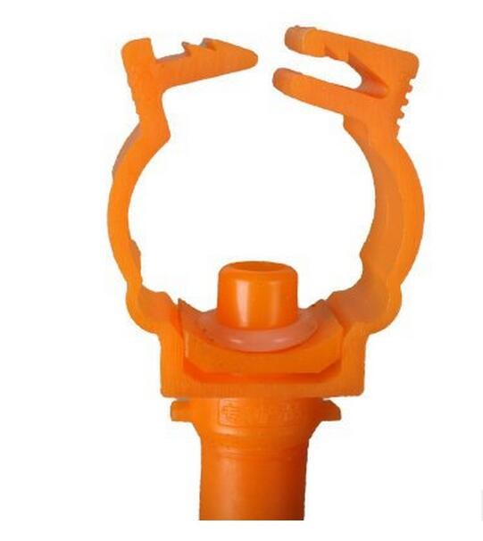 Qili China made rabbit water nipples rabbit drinking nipple automatic rabbit drinker QL303