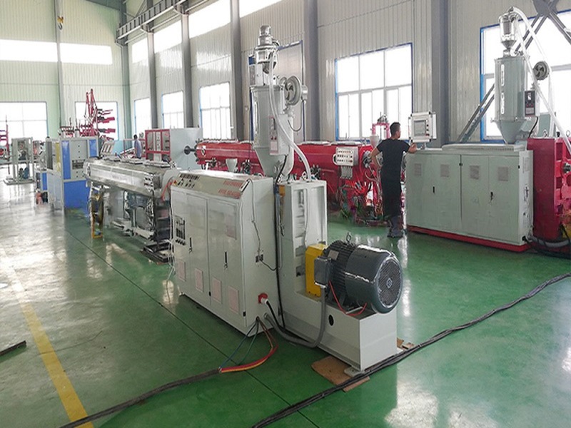 Plastic PVC Pipe Extruder Machine
