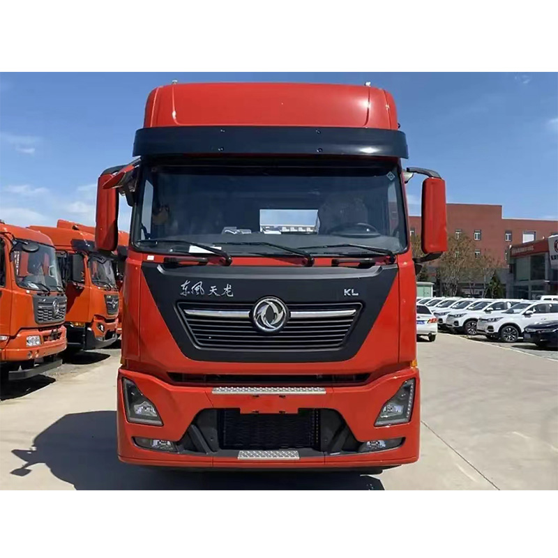 Dongfeng Chenglong M3 CNG Semi Trailer Tractor Truck With Cruise Control And Engine