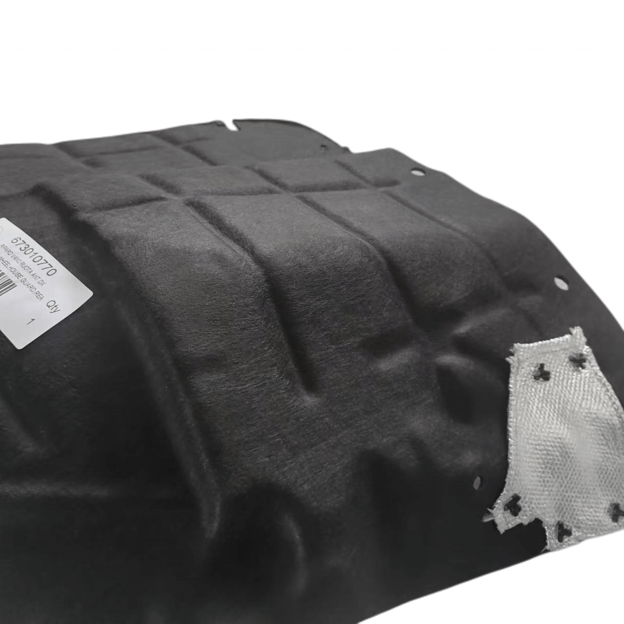 Quattroporte RH Front Wheelhouse Guard OEM 670102656 670009636 670004727 670037120 673010770