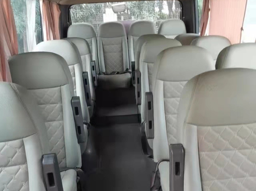 Used 23-seater van Cheap second-hand bus Used Left Hand Drive Minibuses