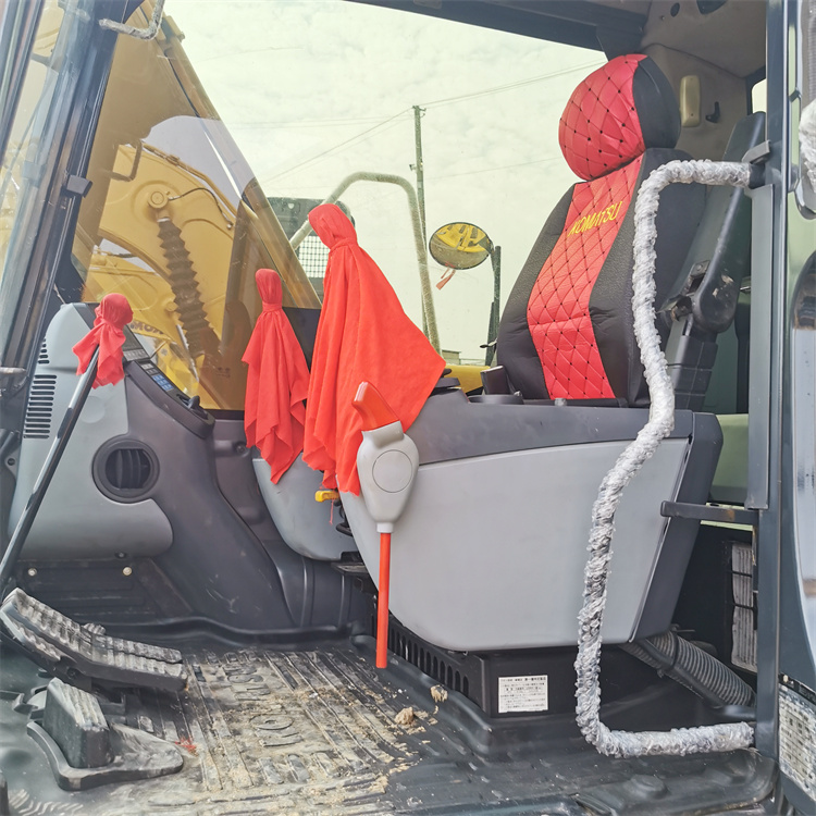 Original Hydraulic Valve 12 Ton Komatsu PC120 Excavator in Japan with Less Hour Usage