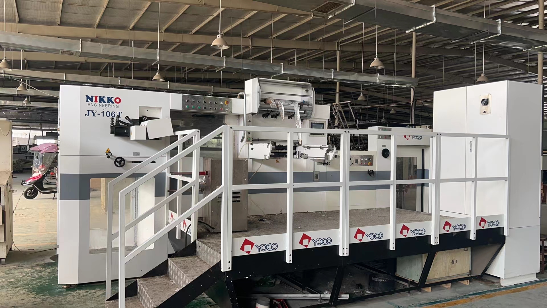 Flat Bed YAWA 1050 Die Cutting Machine Gripper Bar 1750*240*85 Size