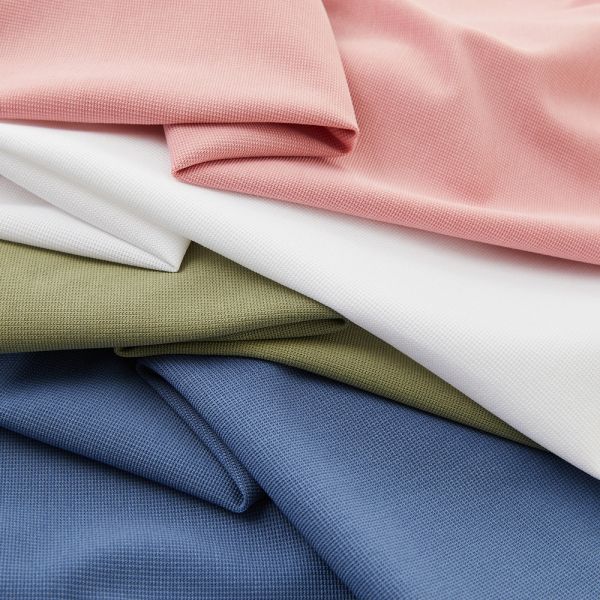 Pink Custom Polo Shirts 170-210Grams With Embroidered Seamless Design