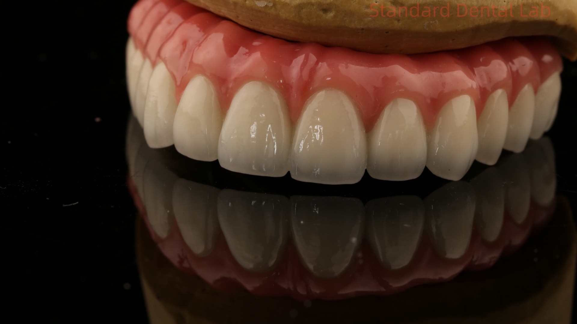 Full Arch Zirconia Implants Bridge Zirconia Crown Vita Shade Customized All On Four / Six Dental Implant