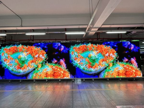 Full Color RGB LED Display P1.56 COB With 10000 Hours Life Span And High Resolution Of 427186 Dots/Sqm