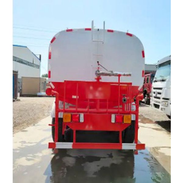 25000 Liter Water Tank Trucks SINOTRUK HOWO 6X4 With Water Pump And Stainless Steel Tank