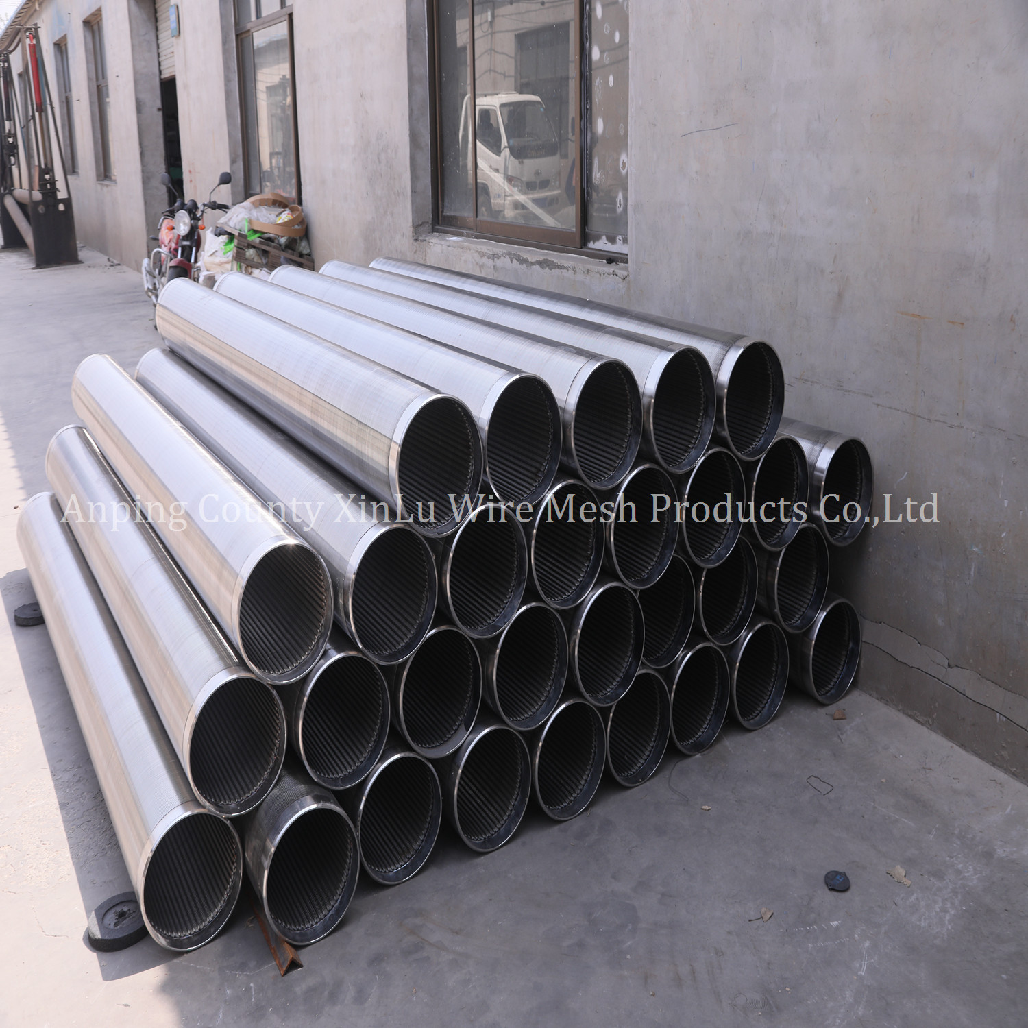 0.010" Continuous Slot Deep Well V Wire Johnson Screen Tube With Polished Surface And FITO Flow