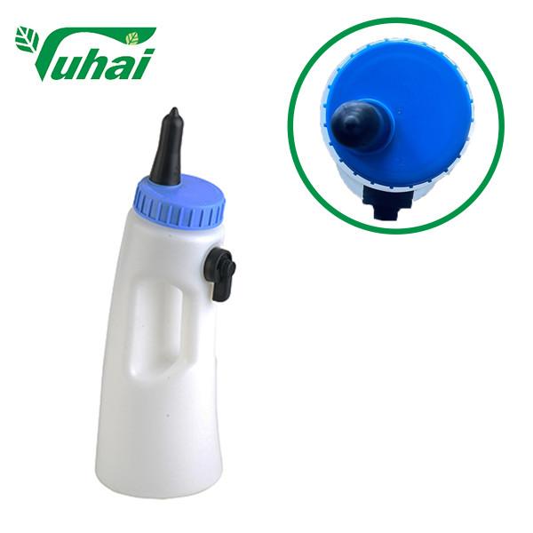 Plastic Calf Feeding Bottles 2 Liters Animal Milk Bottle For Cow /Calf/Sheep